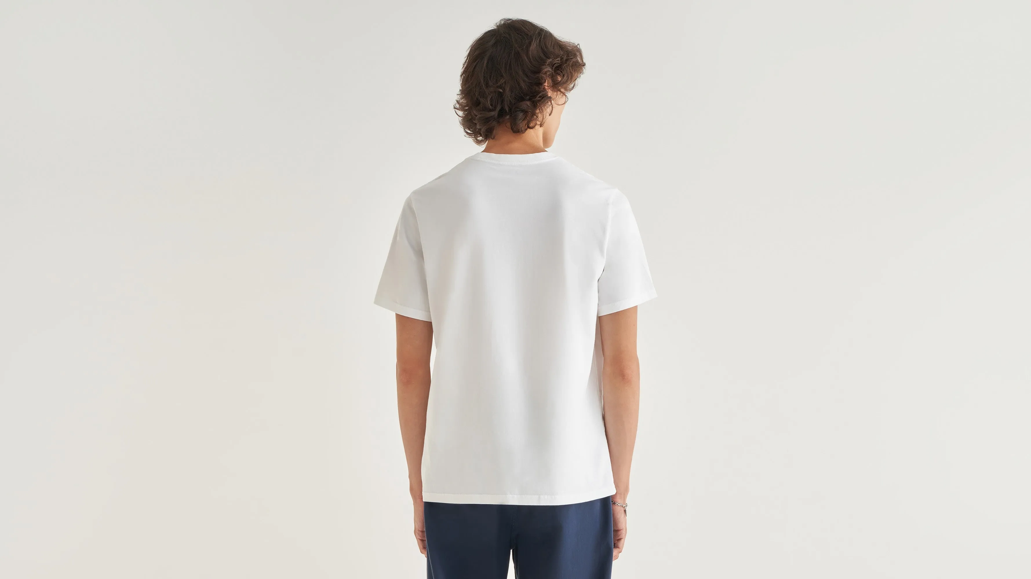 Levi's® Men's Relaxed Fit Short-Sleeve Graphic T-Shirt